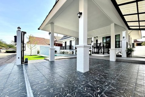 Villa in Pattaya, Thailand 3 Schlafzimmer № 159910 - Foto 6