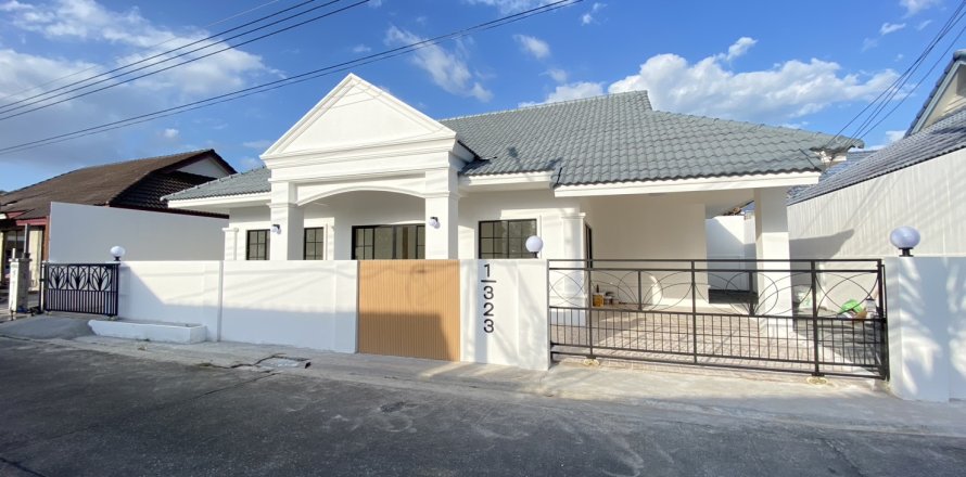 Chalet de 3 dormitorios en Pattaya, Tailandia № 159911
