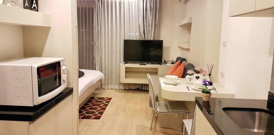 Condominio de 1 dormitorio en Pattaya, Tailandia № 204020