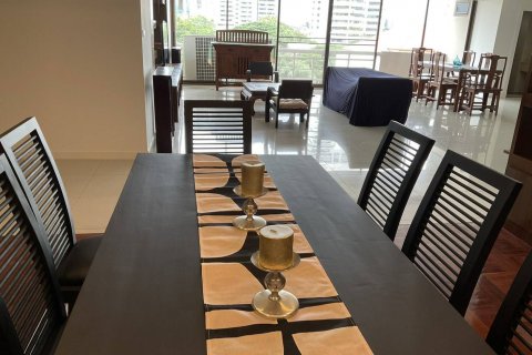 Condo in Watthana, Bangkok, Thailand, 3 bedrooms № 139014 - photo 5