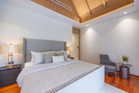 Chalet de 4 dormitorios en Phuket, Tailandia № 135305 - foto 5