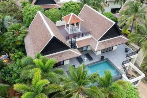 Chalet de 4 dormitorios en Phuket, Tailandia № 135305 - foto 2