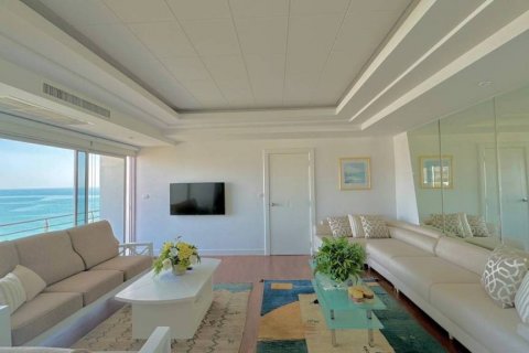 Condominio de 3 dormitorios en Hua Hin, Tailandia № 135306 - foto 3