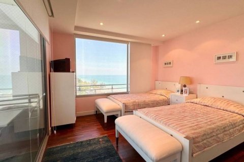 Condominio de 3 dormitorios en Hua Hin, Tailandia № 135306 - foto 10