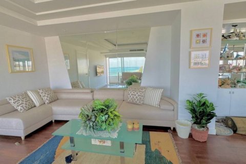 Condominio de 3 dormitorios en Hua Hin, Tailandia № 135306 - foto 4