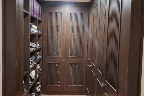 Condominio de 5 dormitorios en Bangkok, Tailandia № 135304 - foto 9