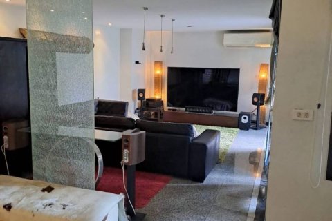 Condominio de 5 dormitorios en Bangkok, Tailandia № 135304 - foto 2