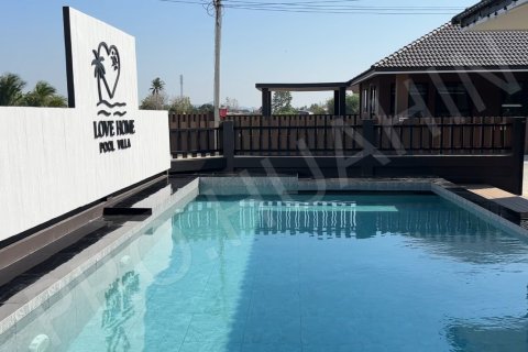 Chalet de 3 dormitorios en Hua Hin, Tailandia № 194869 - foto 7