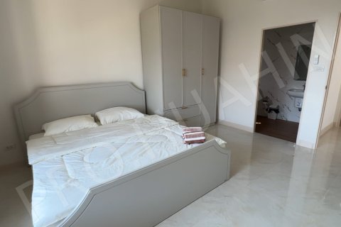 Chalet de 3 dormitorios en Hua Hin, Tailandia № 194869 - foto 6