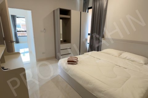 Chalet de 3 dormitorios en Hua Hin, Tailandia № 194869 - foto 4