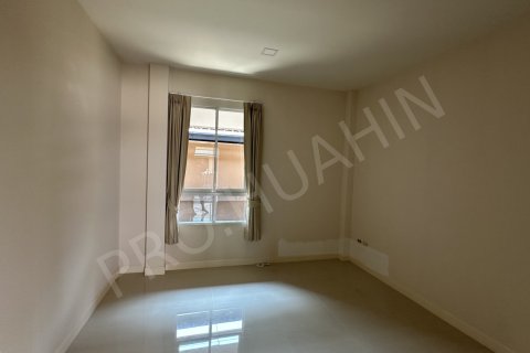 Chalet de 3 dormitorios en Hua Hin, Tailandia № 194871 - foto 7