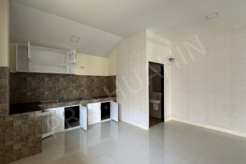 Chalet de 3 dormitorios en Hua Hin, Tailandia № 194870 - foto 6
