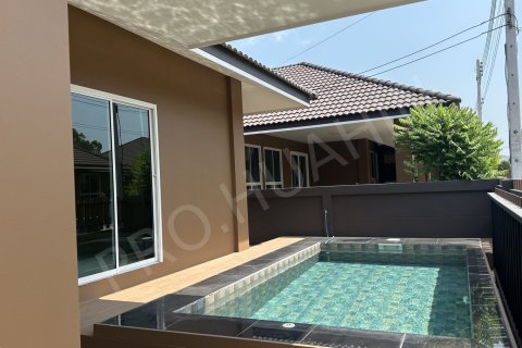 Chalet de 3 dormitorios en Hua Hin, Tailandia № 194870 - foto 2