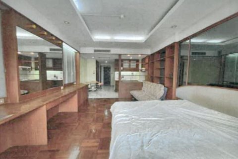 Studio dans le Condo à Phaya Thai, Bangkok, Thaïlande  № 169399 - photo 2