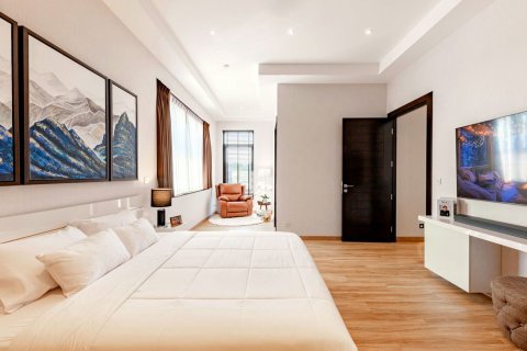 Chalet de 5 dormitorios en Chiang Mai, Tailandia № 146590 - foto 9