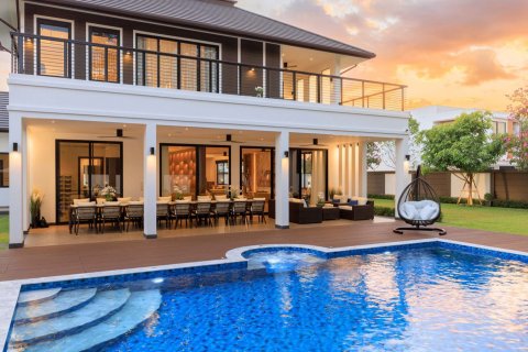 Chalet de 5 dormitorios en Chiang Mai, Tailandia № 146590 - foto 28