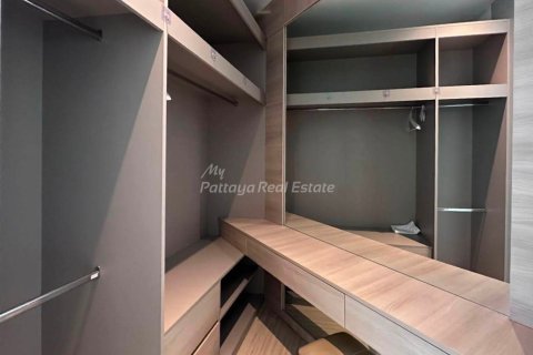 Condominio de 3 dormitorios en Bang Lamung, Tailandia № 203358 - foto 13