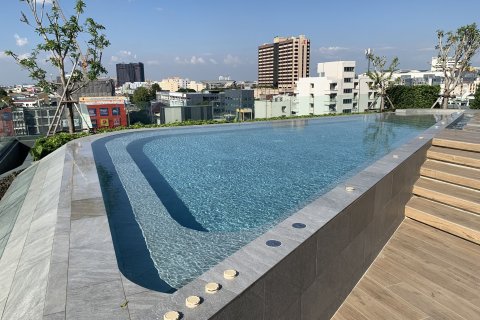 Condominio de 2 dormitorios en Bang Kapi, Bangkok, Tailandia № 161155 - foto 15