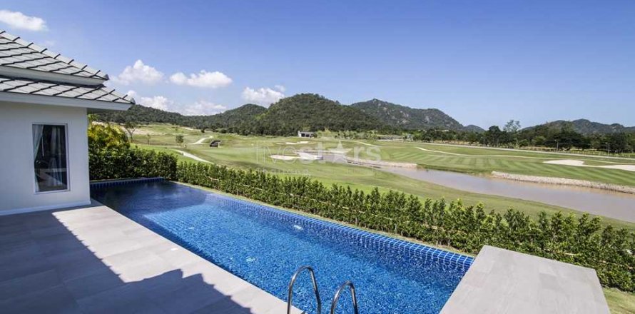 Casa de 3 dormitorios en Hua Hin, Tailandia № 67041