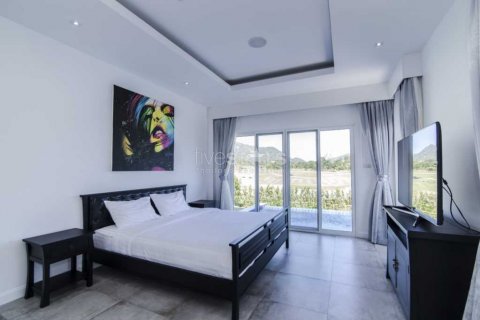 Casa de 3 dormitorios en Hua Hin, Tailandia № 67041 - foto 7