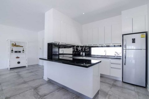 Casa de 3 dormitorios en Hua Hin, Tailandia № 67041 - foto 4
