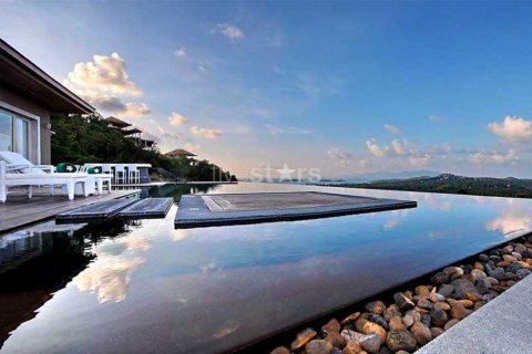 Casa de 5 dormitorios en Ko Samui, Tailandia № 67038 - foto 2
