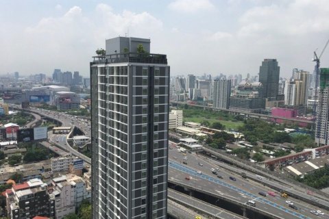 Estudio en el condominio en Ratchathewi, Bangkok, Tailandia № 140061 - foto 15