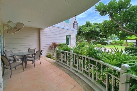 Condominio de 2 dormitorios en Hua Hin, Tailandia № 168433 - foto 8