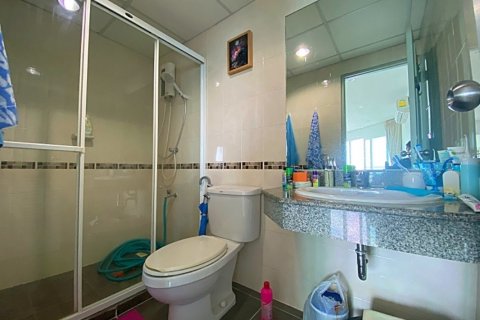 Condominio de 2 dormitorios en Cha-am, Tailandia № 168434 - foto 10