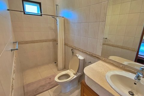 Chalet de 5 dormitorios en Hua Hin, Tailandia № 168428 - foto 24