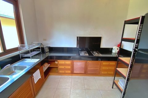 Chalet de 5 dormitorios en Hua Hin, Tailandia № 168428 - foto 22