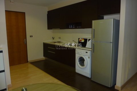 Eigentumswohnung in Bangkok, Thailand, 2 Schlafzimmer № 67209 - Foto 4