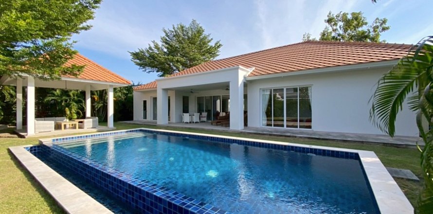 Chalet de 3 dormitorios en Hua Hin, Tailandia № 205658
