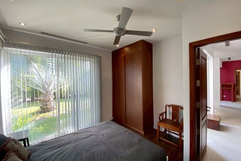 Chalet de 3 dormitorios en Hua Hin, Tailandia № 205658 - foto 27