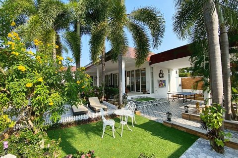 Chalet de 3 dormitorios en Hua Hin, Tailandia № 205655 - foto 2