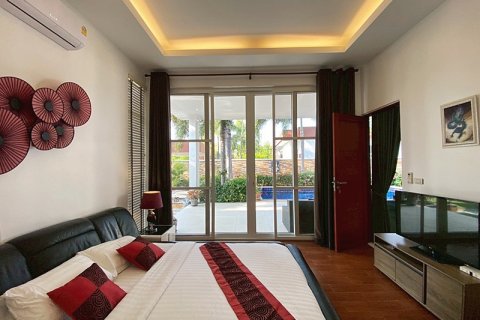 Chalet de 3 dormitorios en Hua Hin, Tailandia № 205655 - foto 30