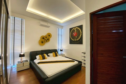 Chalet de 3 dormitorios en Hua Hin, Tailandia № 205655 - foto 25