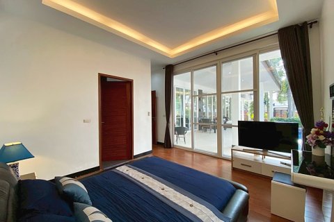 Chalet de 3 dormitorios en Hua Hin, Tailandia № 205655 - foto 22