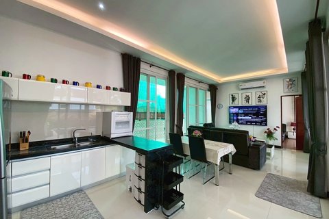 Chalet de 3 dormitorios en Hua Hin, Tailandia № 205655 - foto 12