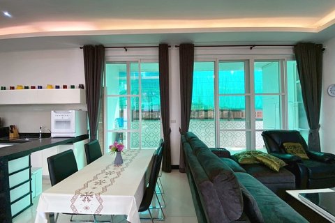 Chalet de 3 dormitorios en Hua Hin, Tailandia № 205655 - foto 13