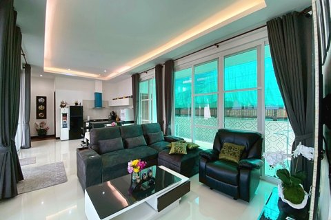 Chalet de 3 dormitorios en Hua Hin, Tailandia № 205655 - foto 14