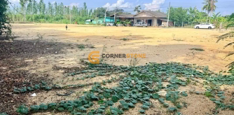 Terreno en Bang Lamung, Tailandia № 204851