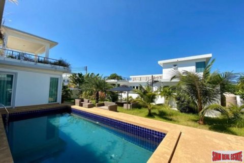 Haus in Pattaya, Thailand 3 Schlafzimmer № 194114