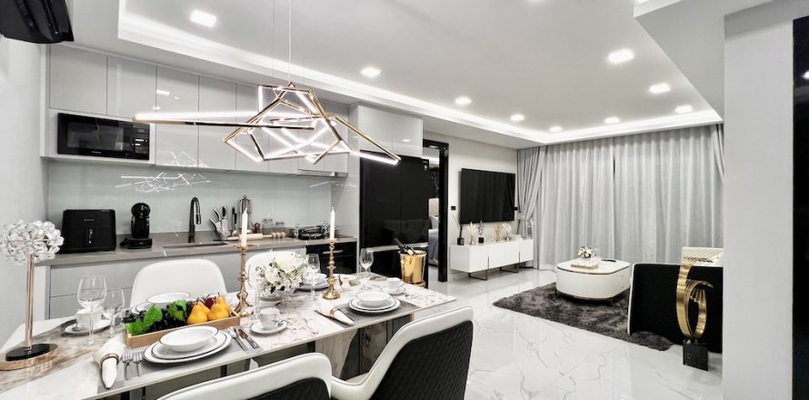 Apartamento de 2 dormitorios en Pattaya, Tailandia № 113369