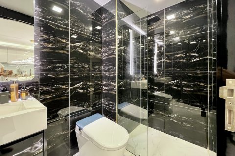 Apartamento de 2 dormitorios en Pattaya, Tailandia № 113369 - foto 15