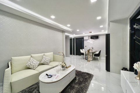 Apartamento de 2 dormitorios en Pattaya, Tailandia № 113369 - foto 5