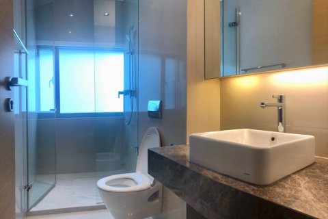 Condominio de 2 dormitorios en Bangkok, Tailandia № 65811 - foto 17