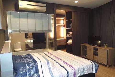 Condominio de 1 dormitorio en Watthana, Bangkok, Tailandia № 55125 - foto 8