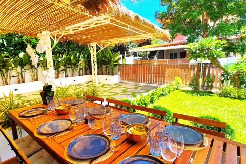 Chalet de 5 dormitorios en Ko Samui, Tailandia № 144750 - foto 3