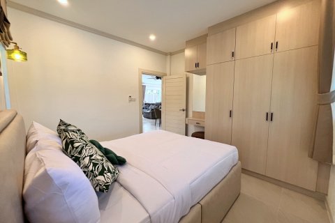 Chalet de 3 dormitorios en Hua Hin, Tailandia № 174050 - foto 28